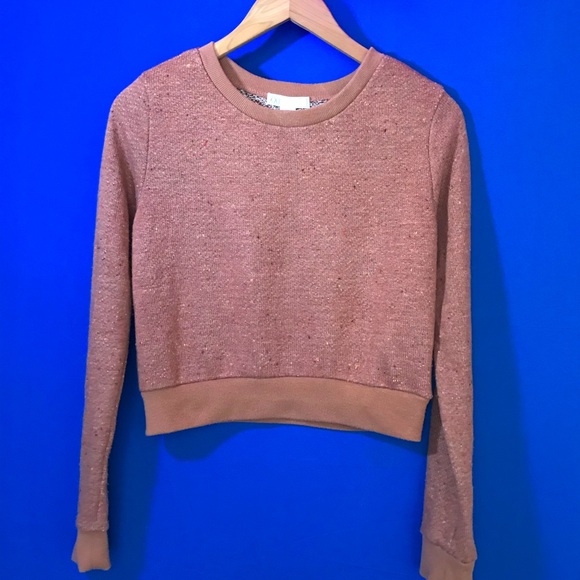 Forever 21 Sweaters - Forever 21 Graffiti Cotton Cropped Sweater 🐎🌺